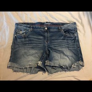 Distressed shorts